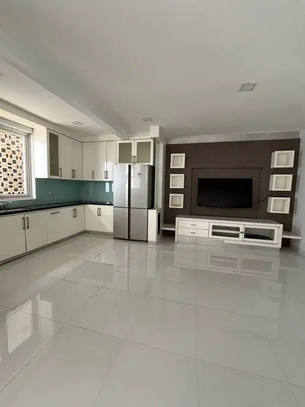 Disewakan Rumah Cluster Vasa Lake Vassa Residence Lippo Cikarang
