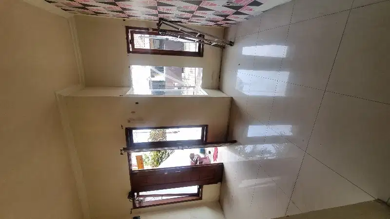 rumah dipusat kota daerah leuwipanjang masuk mobil dijual murah