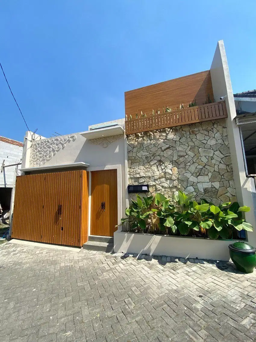 Dijual Rumah Full Furnish Modern Minimalis di Sukun Malang