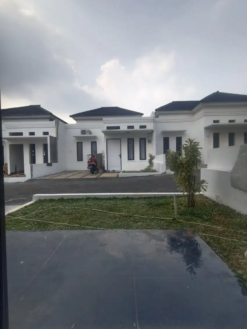 Rumah 1 lantai minimalis 600 jutaan samping Tol Cijago (Cisalak) DP 0