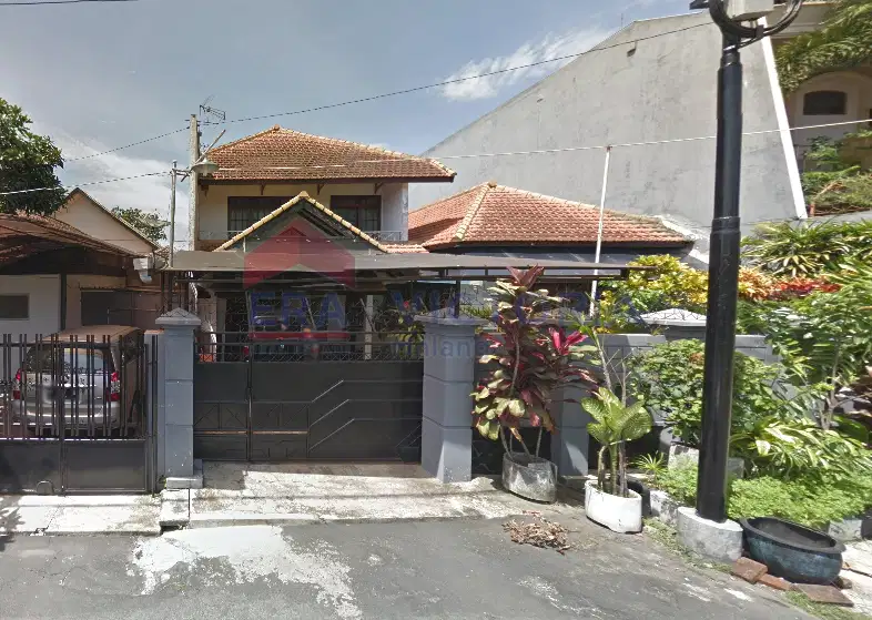 Hunian Nyaman di Tengah Kota Cocok untuk Keluarga atau Usaha