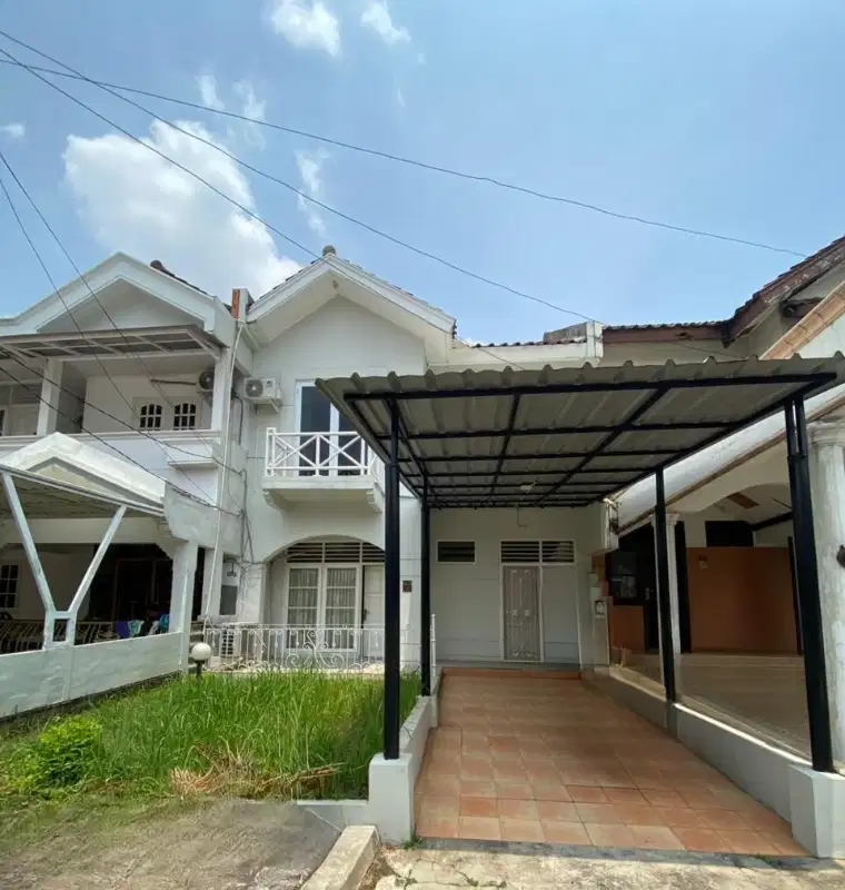 Disewakan Rumah Cluster Meadow Green Lippo Cikarang