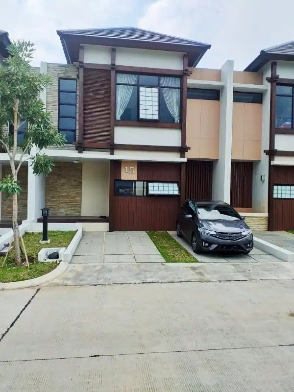 Disewakan Rumah Bagus Cluster Cosmo Estate Lippo Cikarang