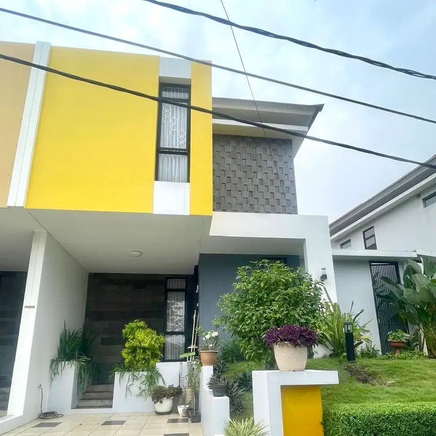 Disewakan Rumah Bagus Cluster Taman Simpruk Lippo Cikarang