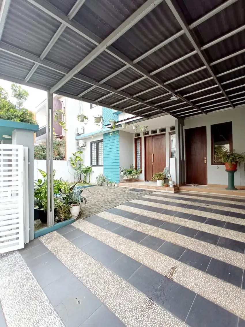 RUMAH 2 LANTAI DI KENCANA LOKA BSD TANGSEL