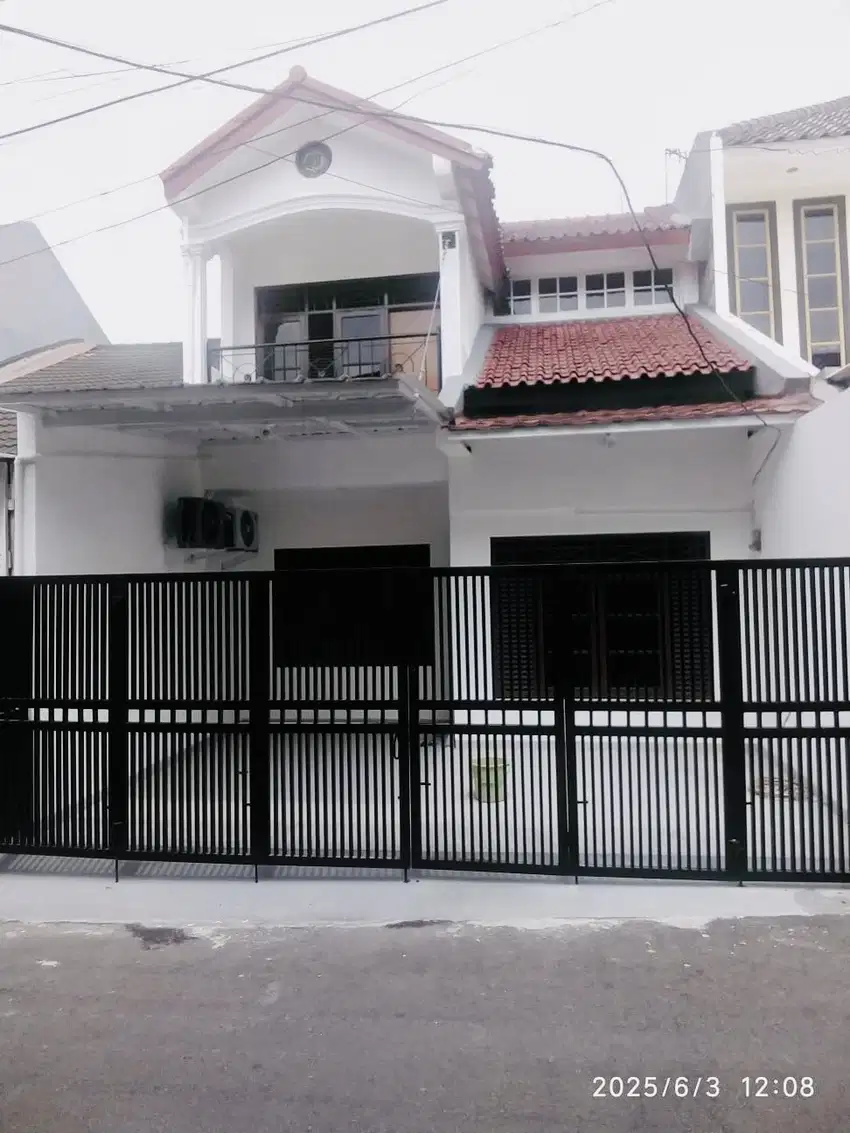 Rumah baru renovasi tanah luas akses lebar dalam komplek pondok bambu