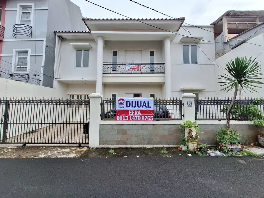 Rumah Mewah Tebet Lokasi strategis cocok utk kos2an