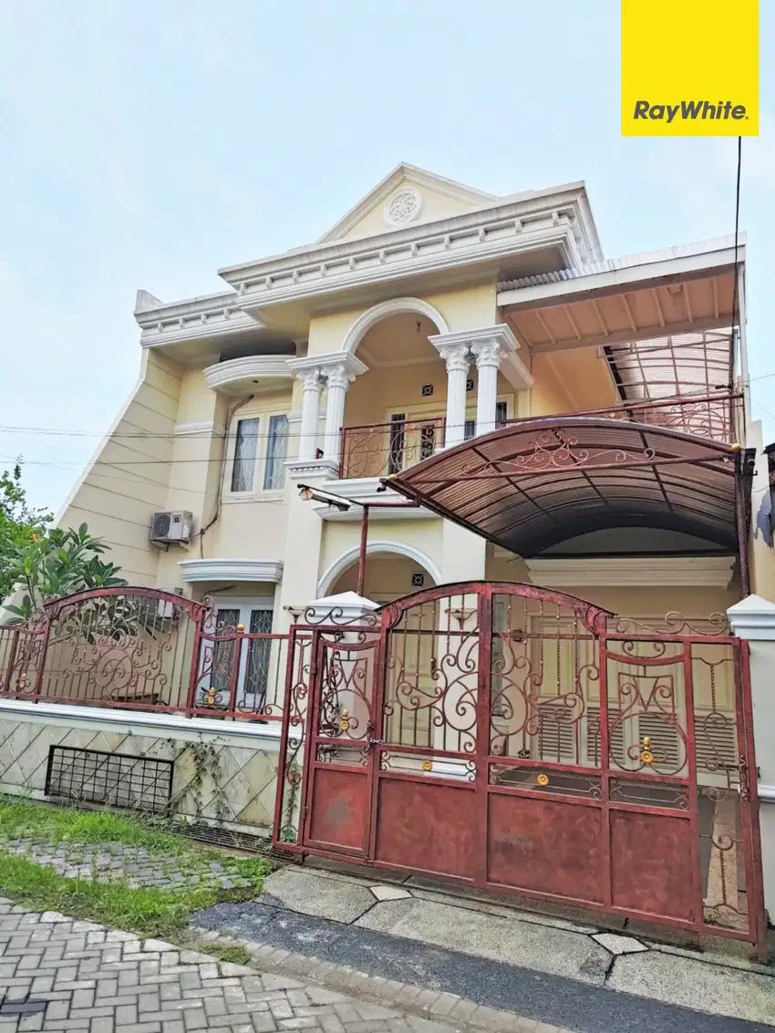 Dijual Disewakan Rumah 2 lantai di Tenggilis Utara Surabaya
