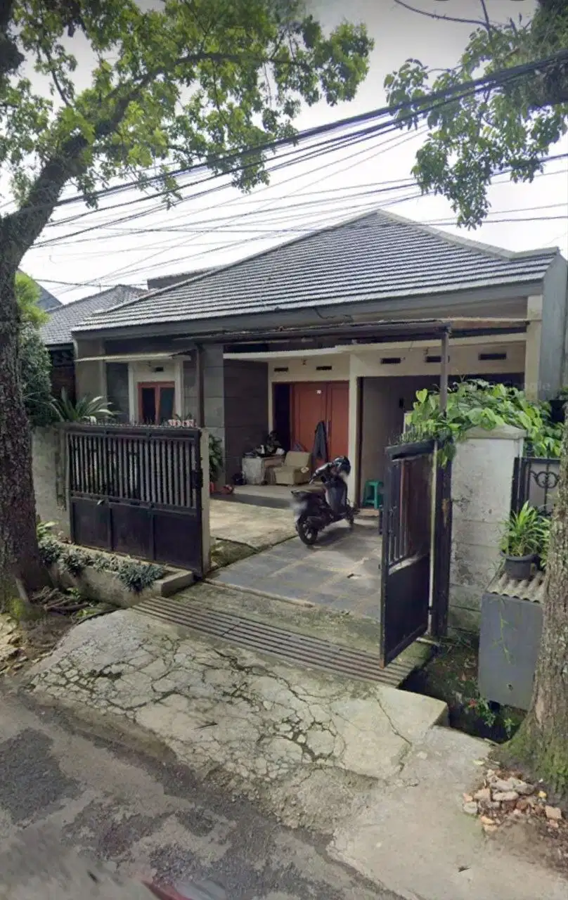 Rumah Strategis Burangrang Pusat Kota Bandung