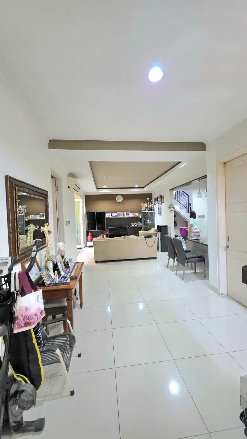 DIJUAL CEPAT RUMAH DI CLUSTER FIORDINI GADING SERPONG