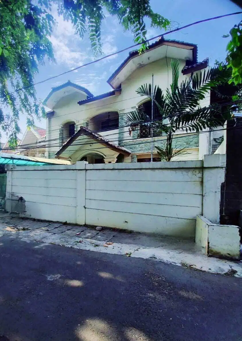 Z61 Rumah 306 m2 Turun Harga di Tebet Jakarta Selatan