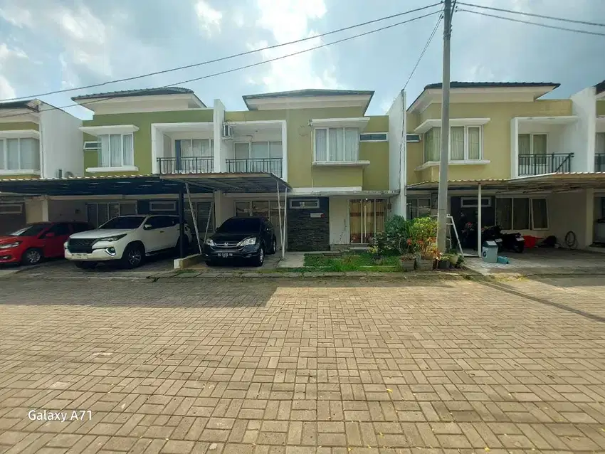 DIJUAL RUMAH KOMPLEK SPRINGHILL ALANG ALANG LEBAR PALEMBANG
