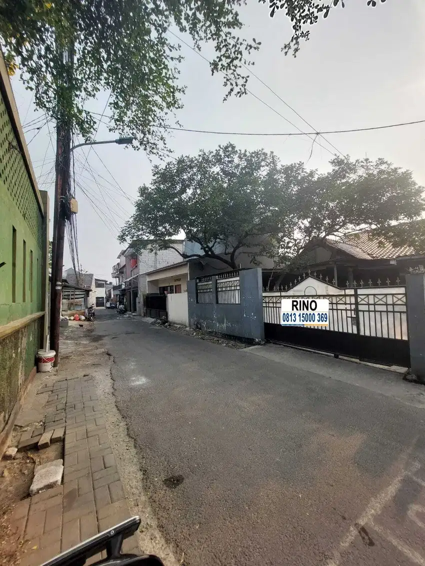 Cuma 5 menit ke pintu tol kebon jeruk! Rumah hitung tanah dekat tosiga
