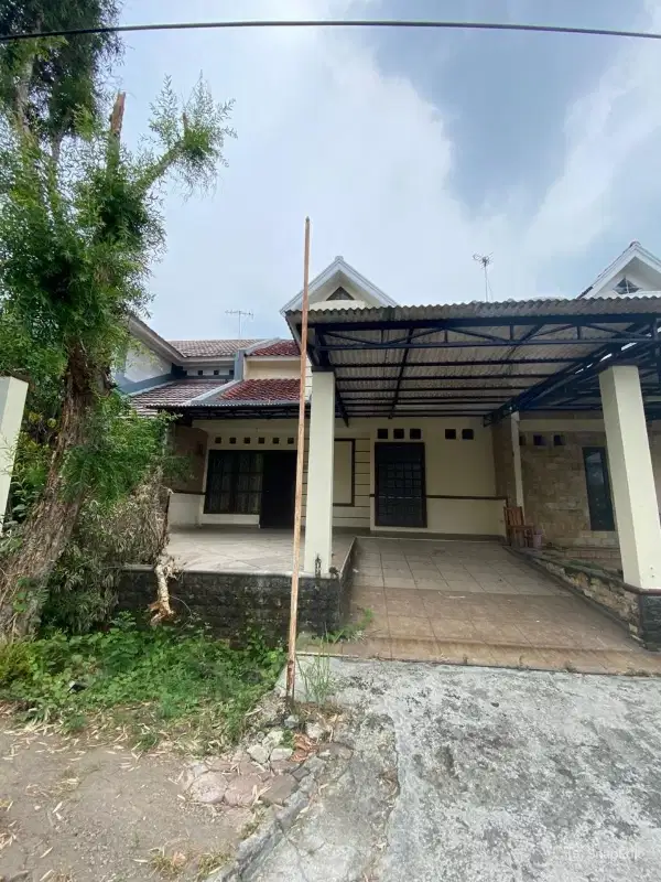 Disewakan Rumah Cluster Taman Dago Lippo Cikarang