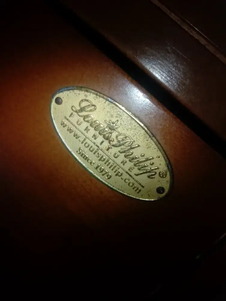 Lemari meja philip furniture