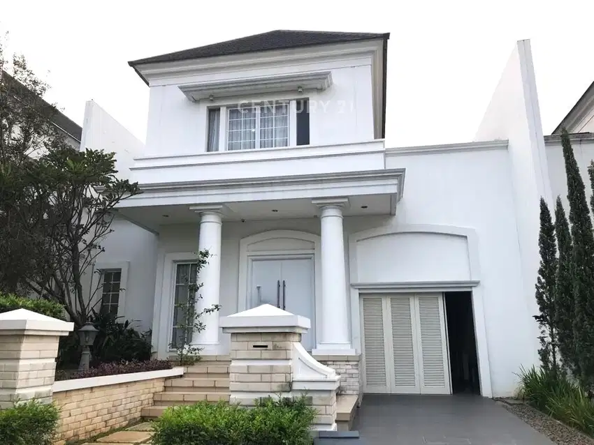 Dijual Rumah Cantik Siap Huni 8344
