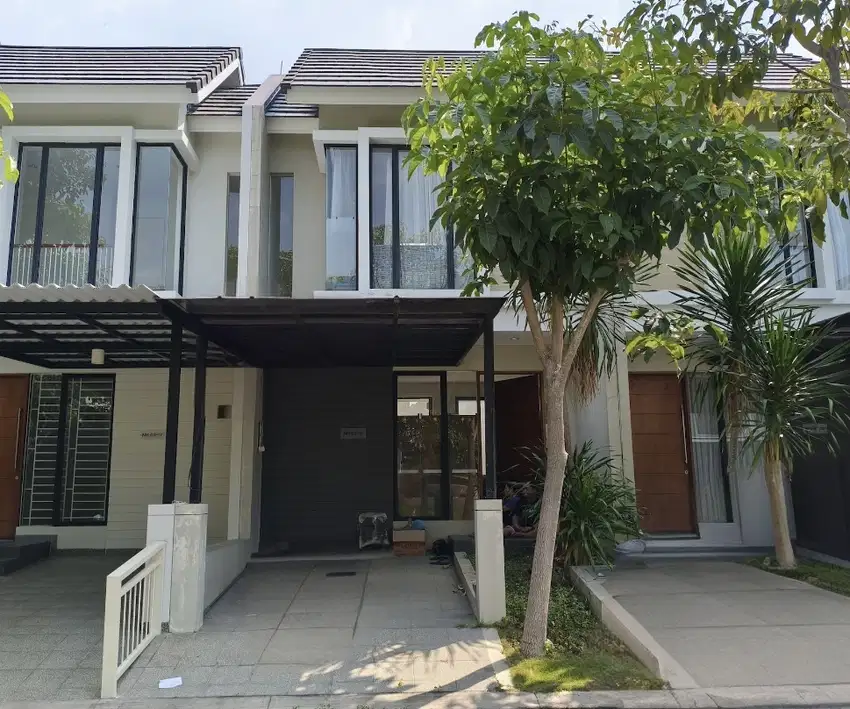 Rumah siap huni harga 1M an di citraland surabaya