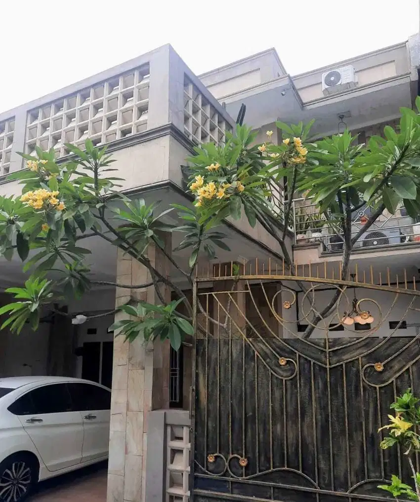 Rumah di kavling posisi Hook Di kelapa 2 Wetan Ciracas Jakarta Timur