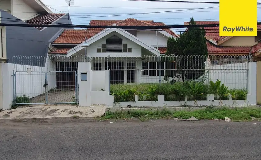 Dijual Rumah SHM di Nginden Intan Utara Surabaya