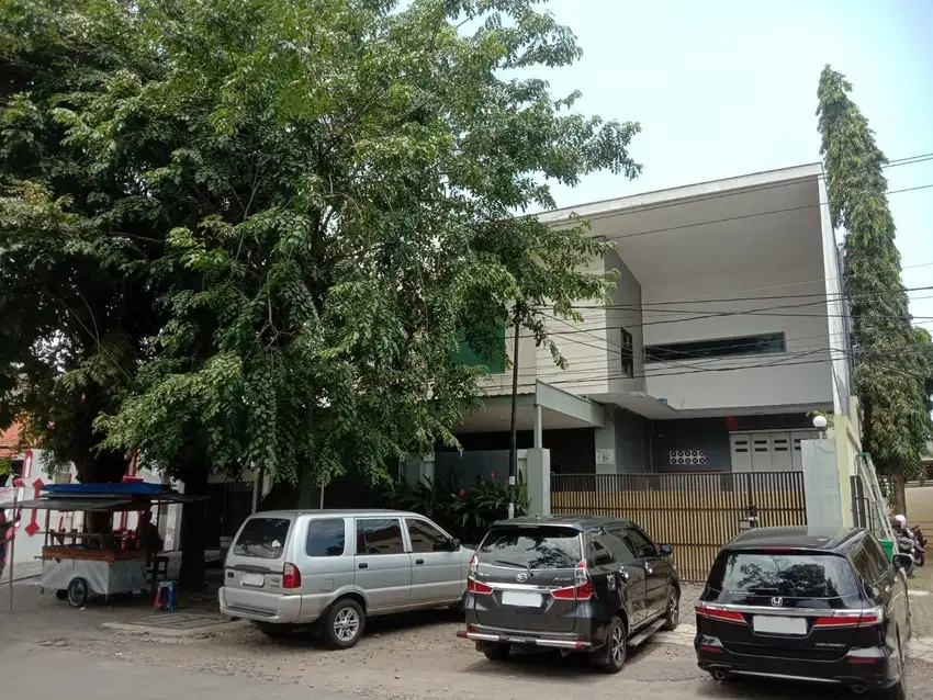 Dijual Ruko Lokasi Strategis Di Jl. Puspanjolo Barat Raya Semarang