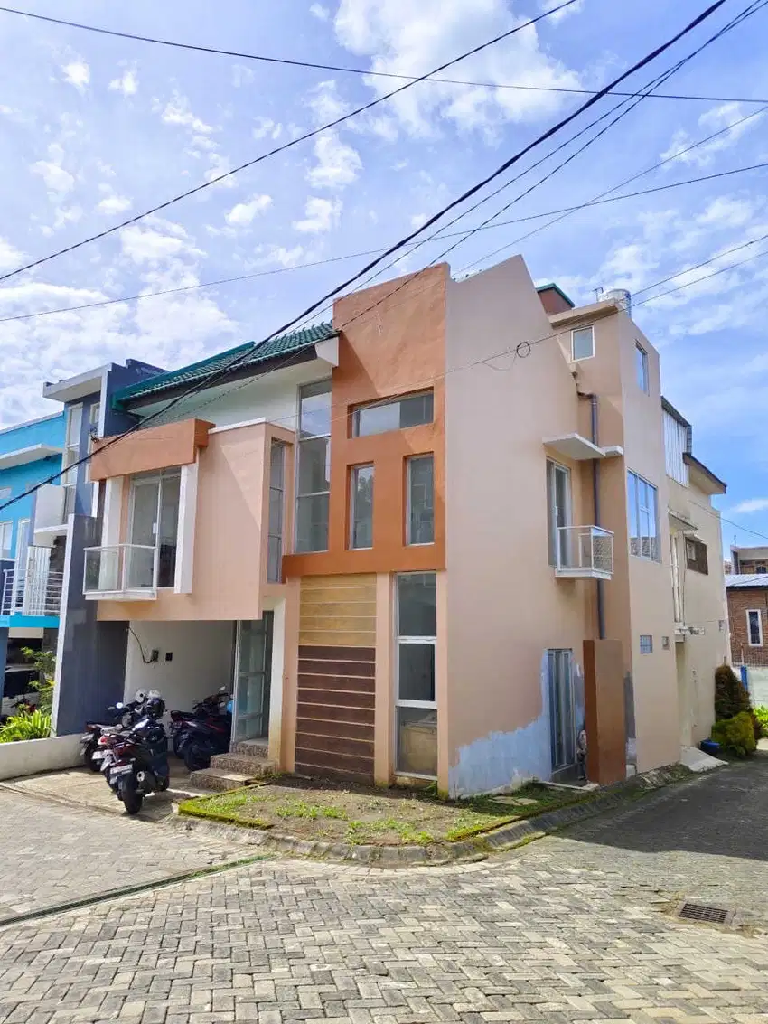 Dijual Cepat Rumah Murah akses Tengah Kota Batu