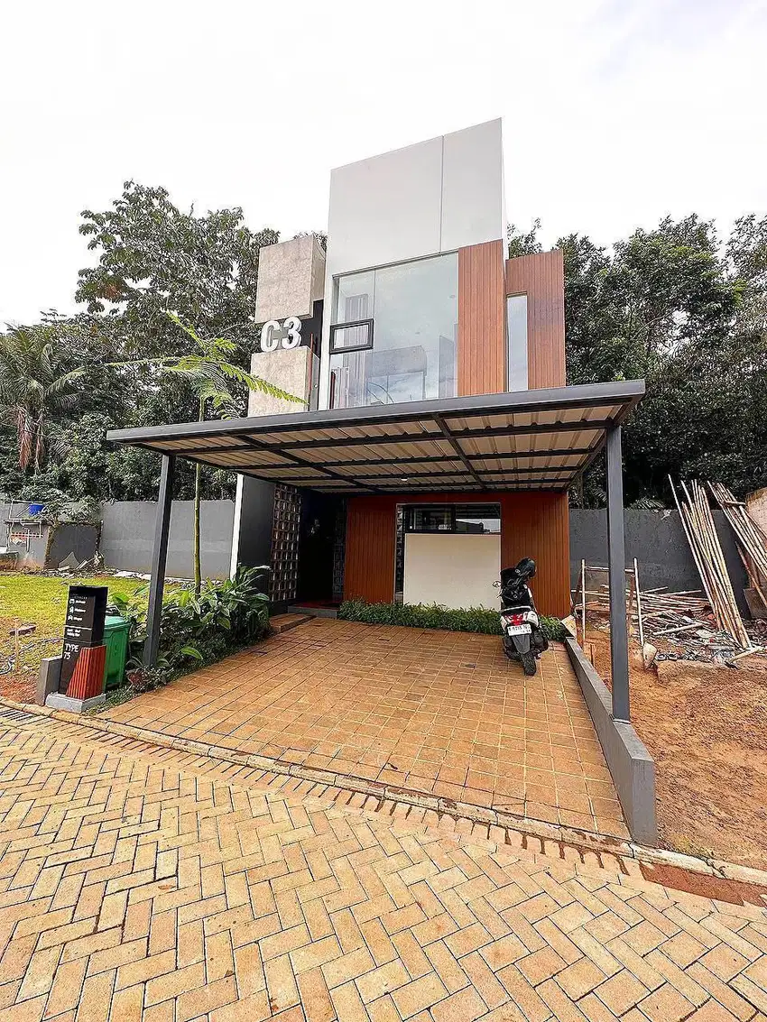 Rumah 2 Lt Premium & Minimalis Strategis Ciracas JakTim