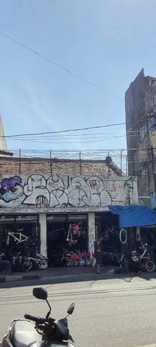 Tanah dan Bangunan Strategis Ramai Mainroad Jalan Veteran Bandung