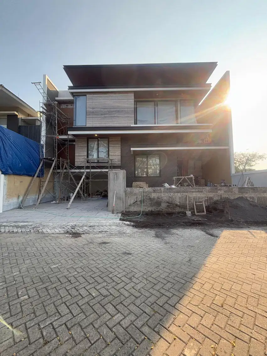 _Rumah baru, sedang progress di salah satu cluster favorit Citraland