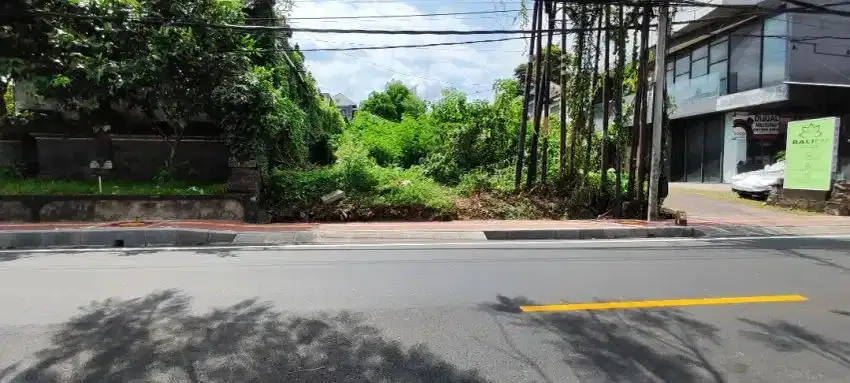 TANAH KOMERSIAL JL RAYA ULUWATU CLANDY'S JIMBARAN