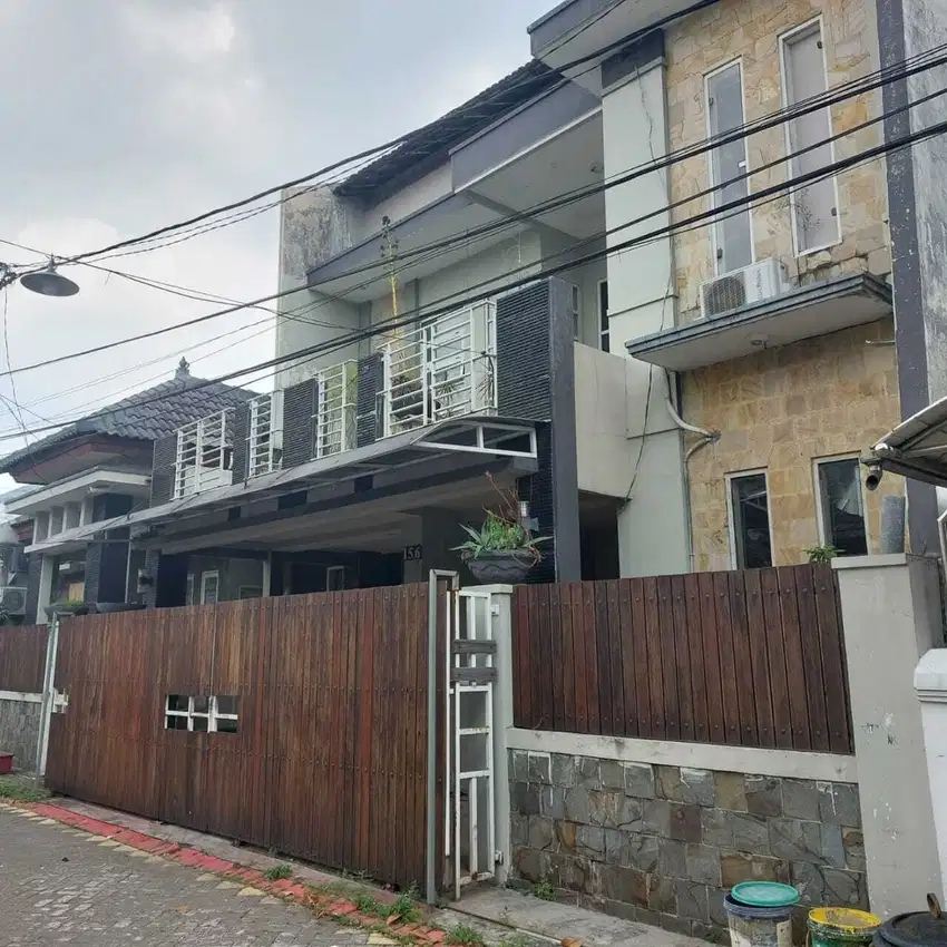 Perum Griya Wage Asri Blok I No 5-6 Kel Wage Kec Taman Sidoarjo