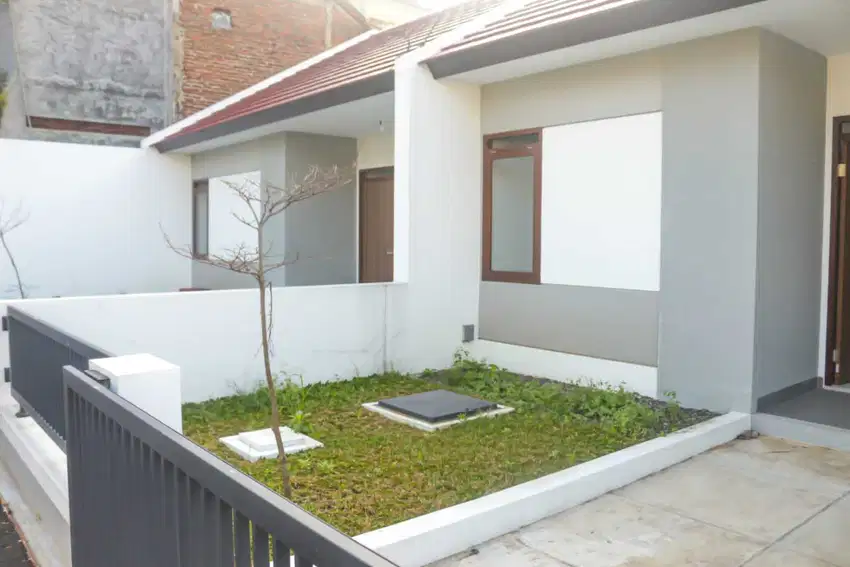 Jual Rumah Baru, Siap Huni Lokasi Antapani Strategis Dkt Jalur Angkot