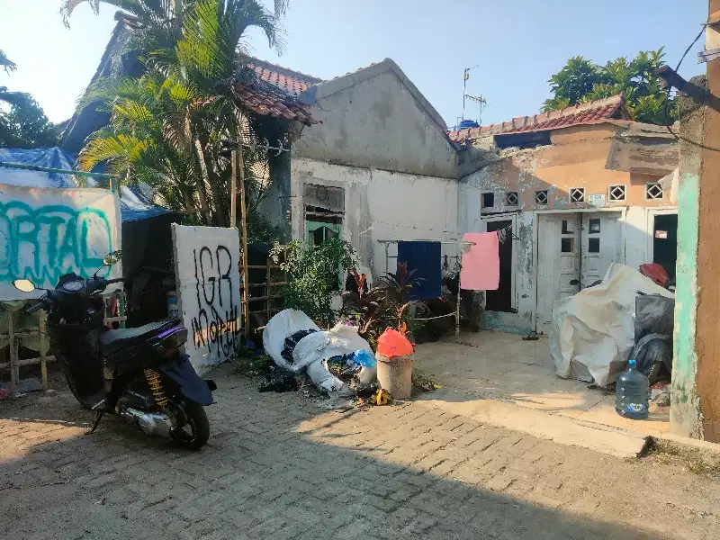Jual Tanah plus Bangunan lama di Tanah Baru jl Delima Ujung