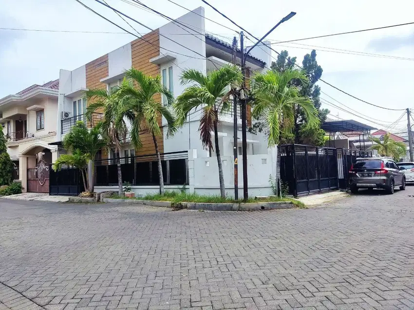 2 Lantai Terawat‼️ Rumah Hook Siap Huni Klampis Semolo Barat