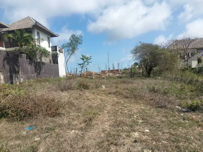 Dijual Tanah Lokasi Strategis di Jl. Melati - Benoa.