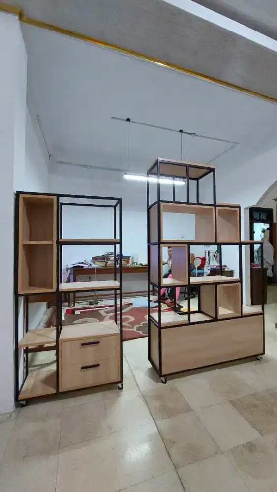 Rak partisi industrial