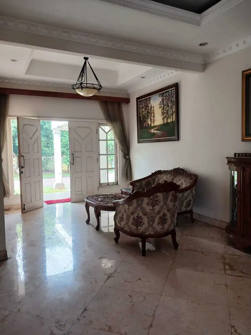 DISEWAKAN RUMAH 2 LANTAI DI KOTA WISATA CIBUBUR
