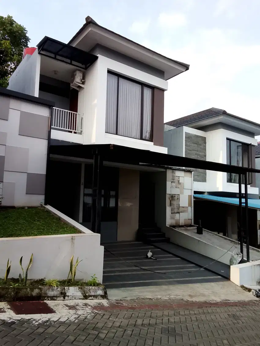 Rumah Cluster Cipageran Cimahi FF Row Jalan Besar Siap Huni