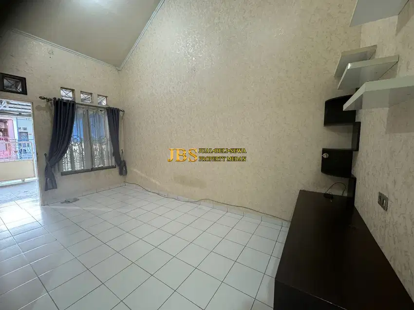 Jual Villa di Komplek Cemara Asri - Medan Jalan Duku Kondisi Siap Huni