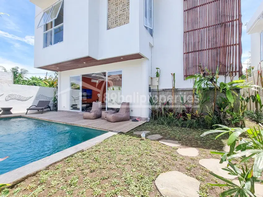 Brand new 3 bedrooms modern villa in Padonan Canggu Bali