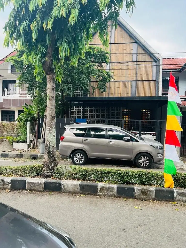 Rumah Fully Furnished Di Taman Yasmin Hadap Barat Dekat Stasiun