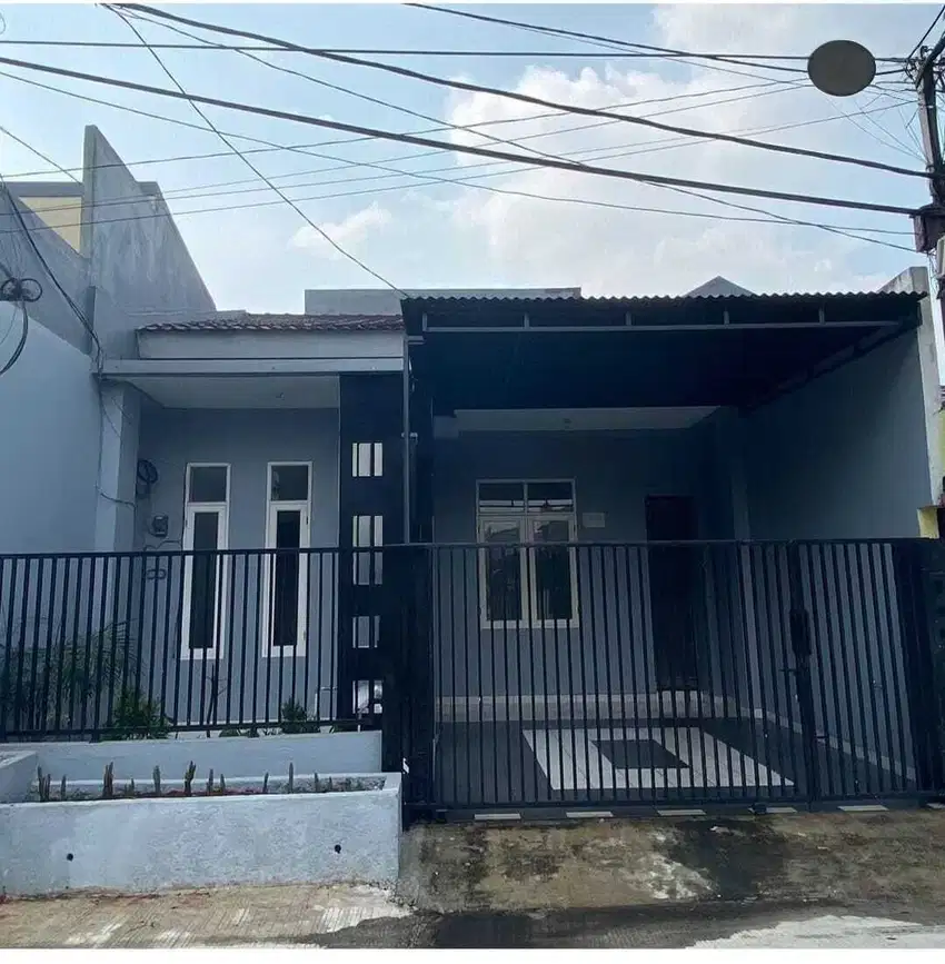 Disewakan Rumah di Bulevar Hijau, kota Harapan Indah Bekasi