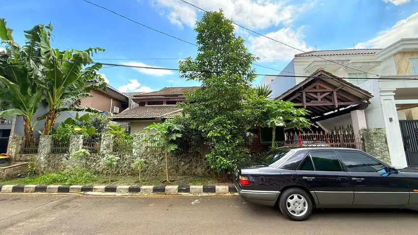 BISA SPLIT 2 ! Rumah lama. MURAH. Rumah Pejaten Dijual, Komplek. NEGO