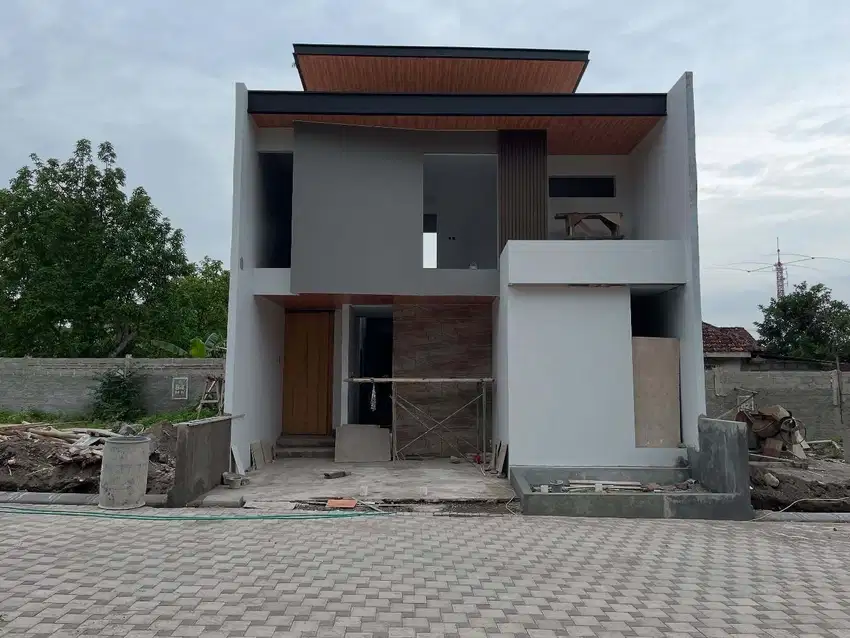 Rumah 2 Lantai dekat Kampus UII