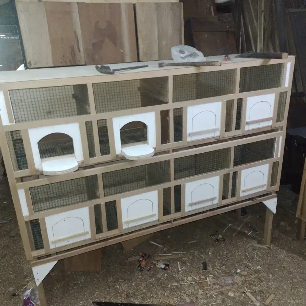 Kandang burung 40x40 persegi 8 pintu