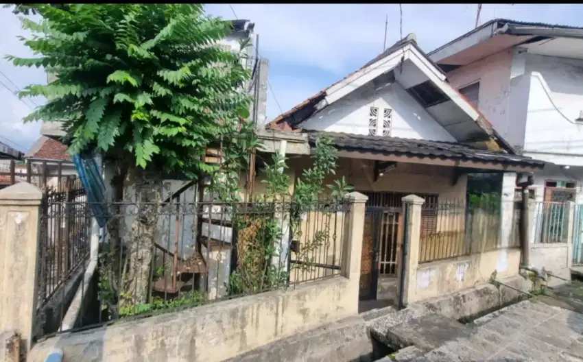 Dijual rumah dkt Suryakencana