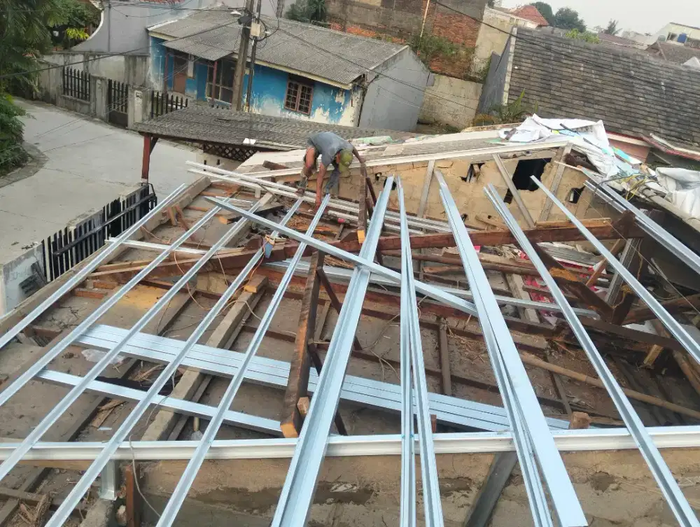 Tukang atap baja ringan, kanopi, plapon, cat dinding, dll