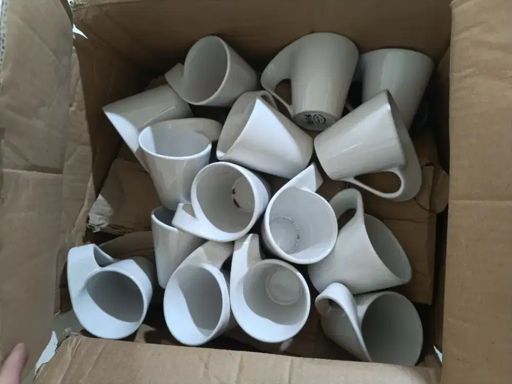 Mug, cangkir dan gelas