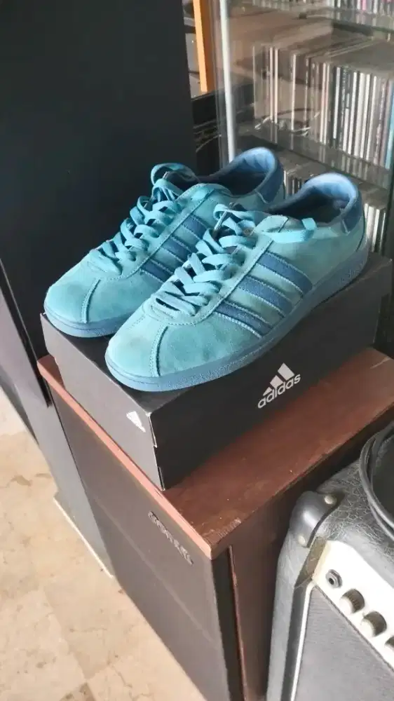 Sepatu Adidas BALI original seperti baru
