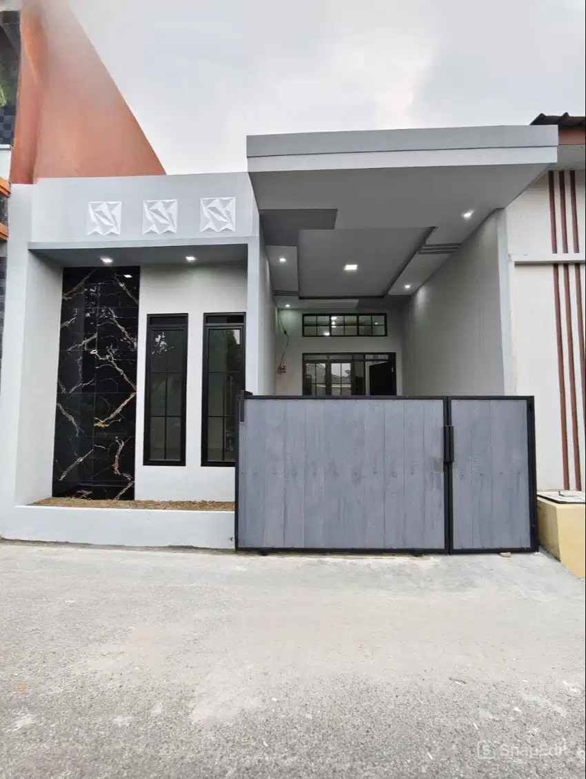 Rumah Full Renovasi Semi Furnished 3 Kamar Tidur Di Jual (3360)