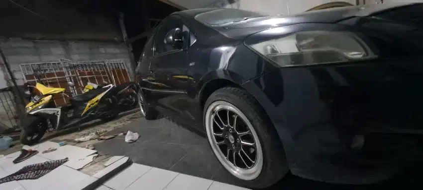 Velg r17 celong belang ban 85% 205/45  tt r15 r16